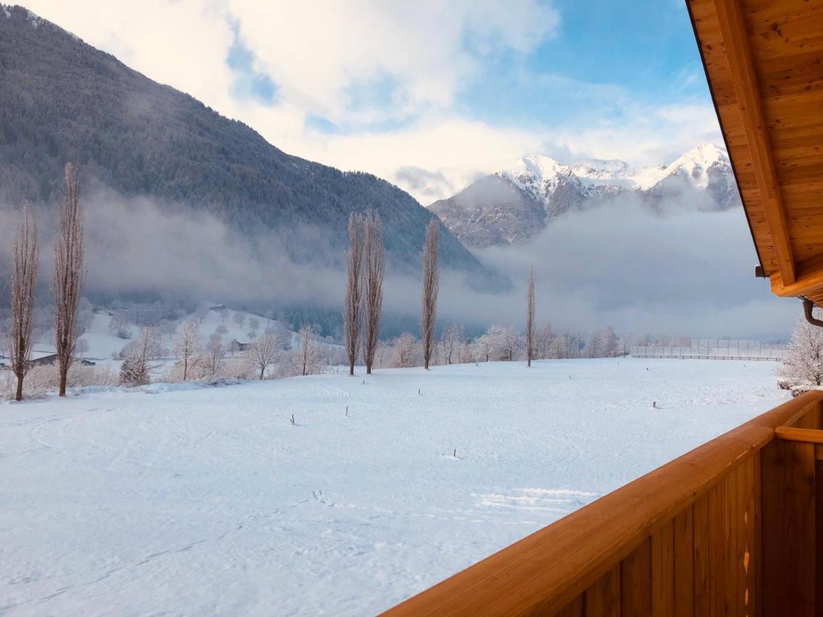 Fulun Mountain Lodge Giustino Bagian luar foto